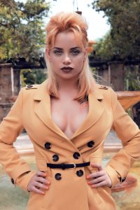 Damesmode Purmerend: trendy outfits met traditionele Nederlandse elementen en moderne stijlen in de stad